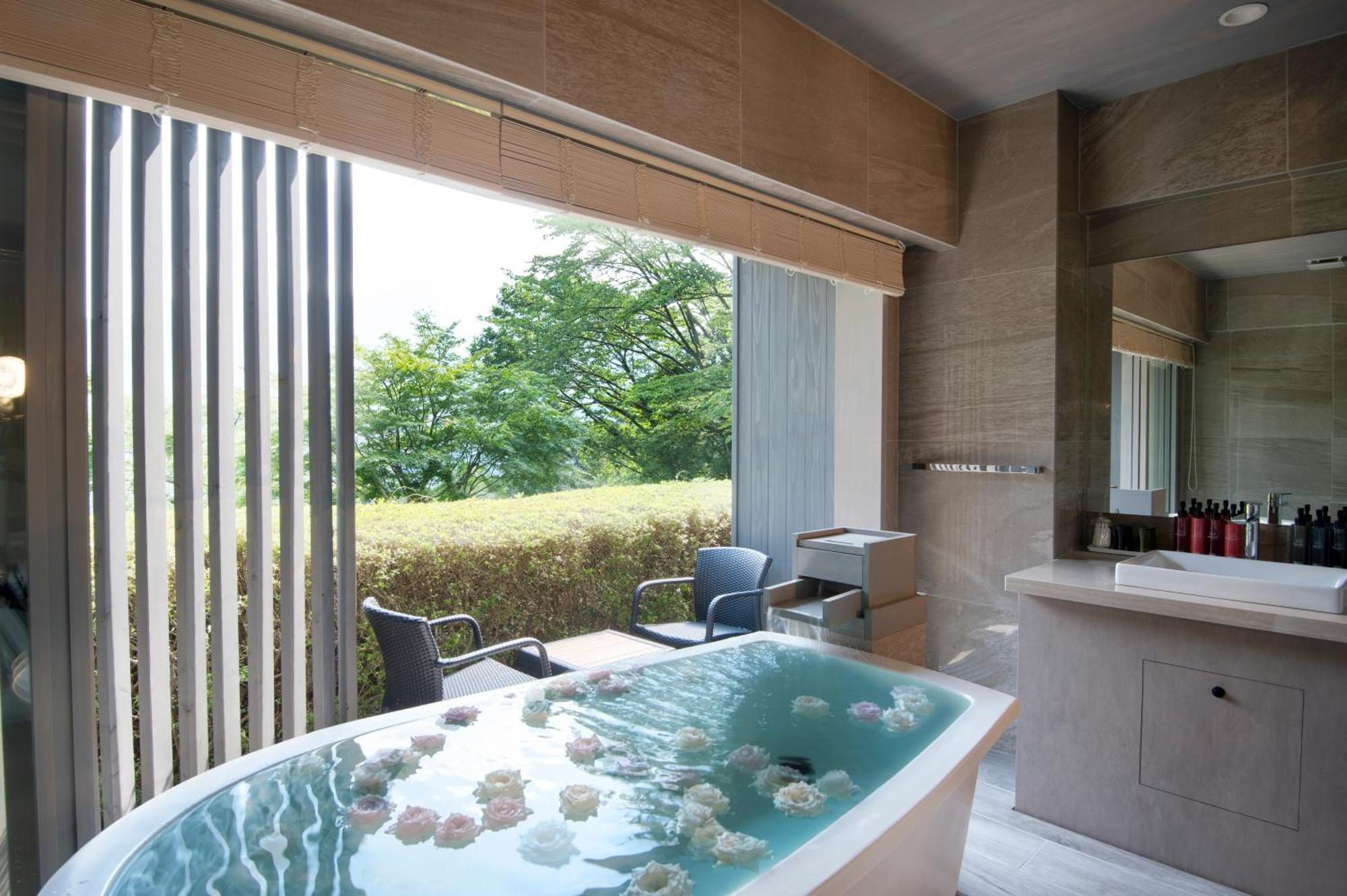 Hakone Elecasa Hotel And Spa Экстерьер фото